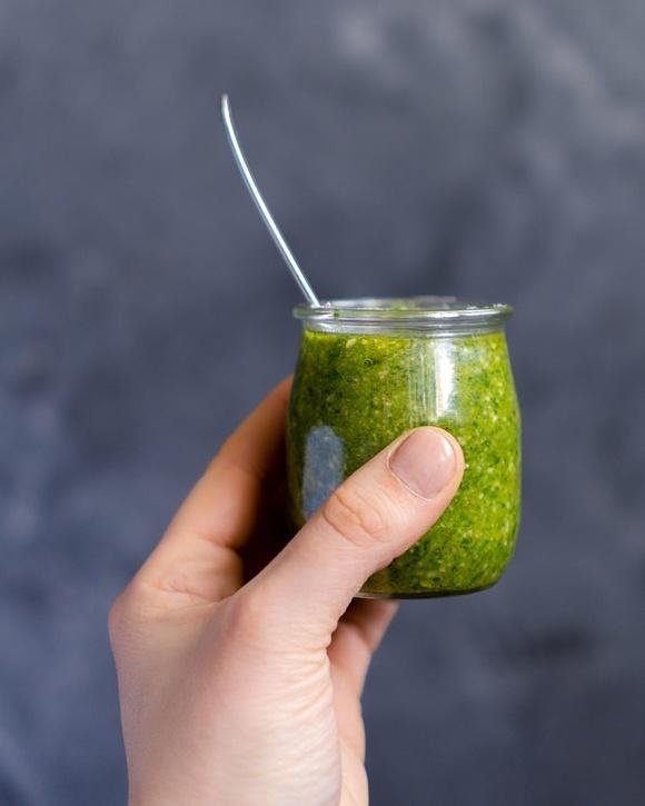 Pesto bazyliowe