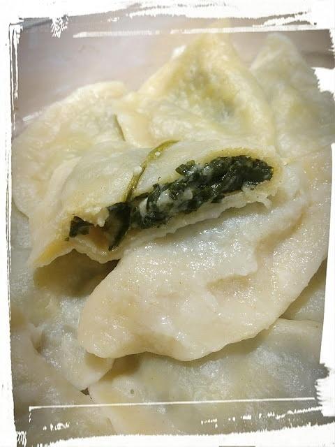 Pierogi ze szpinakiem i serem feta