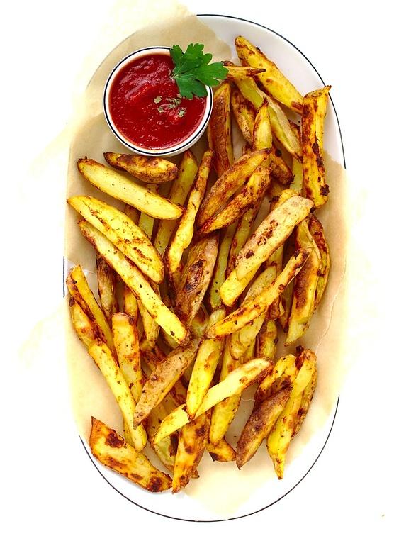Pieczone frytki serowe