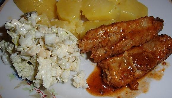 Pieczone żeberka z koncentratem pomidorowym