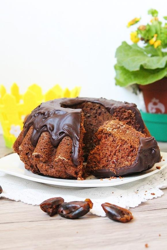 Owsiana babka bez cukru i jajek na herbacie