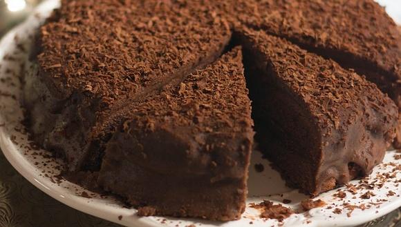 Obłędnie czekoladowy tort Brooklyn blackout cake bez prądu