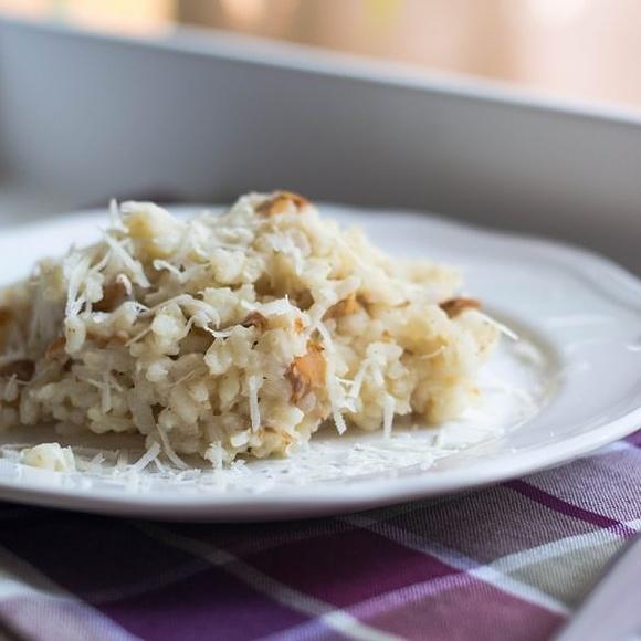 Risotto z kurkami i suszonymi pomidorami, prosty pomysł na obiad