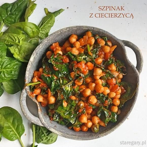 Szpinak z ciecierzycą - hiszpańska przekąska