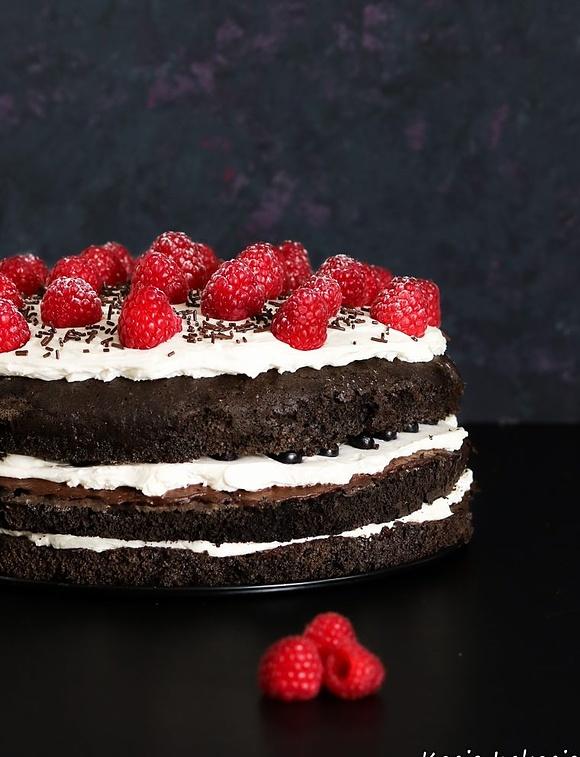 Black Velvet Cake bez cukru