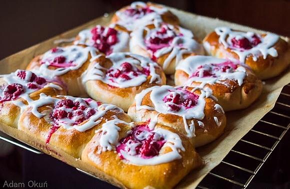 Drożdżówki z maliny w Thermomix
