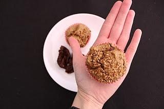 Żytnie muffinki z otrębami i suszonymi pomidorami