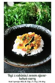 Ryż z cukinią i sosem ajwar kokos curry