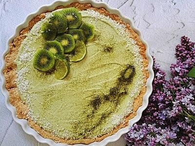 Tarta z matchą i czekoladą