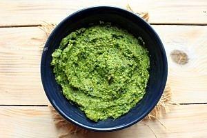 Pesto z czosnku niedźwiedziego