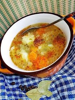 Mega kwaśny kapuśniak z dużą ilością pieprzu ziołowego