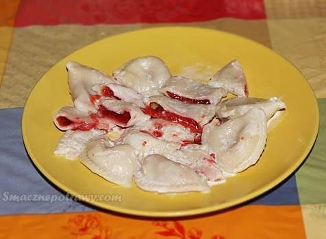 Pierogi z truskawkami