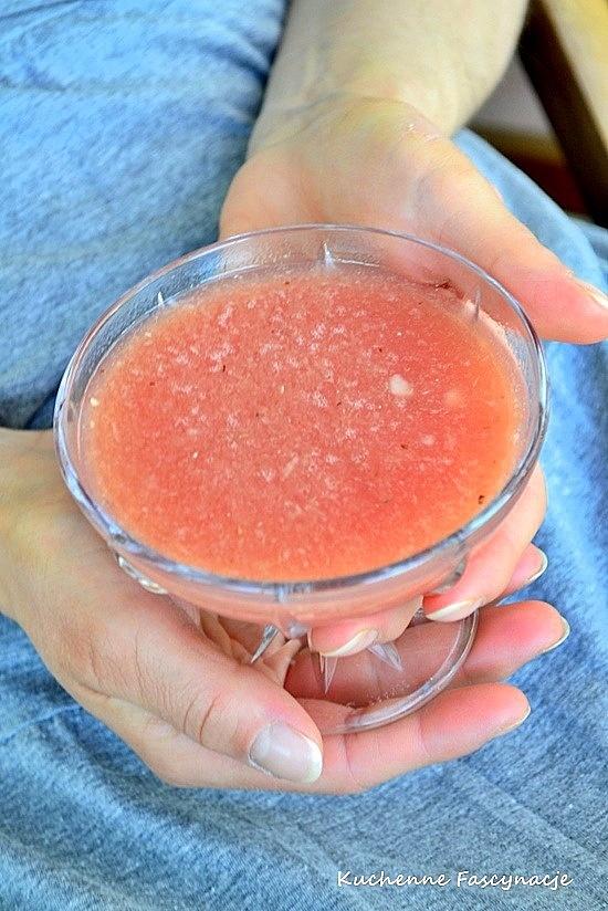 Arbuzowo-brzoskwiniowe smoothie