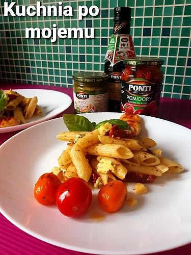 Bazyliowe penne z grillowaną piersią kurczaka
