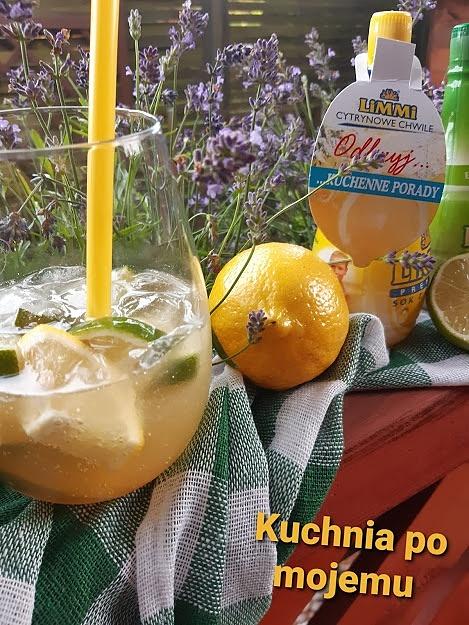 Cytryniada z prądem. lemon & lime drink na orzeźwienie.