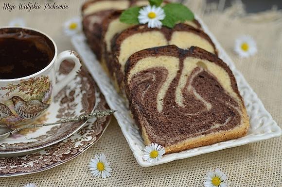 Prosta dwukolorowa babka