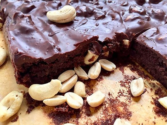 Brownie bez cukru i mąki z fasoli i banana