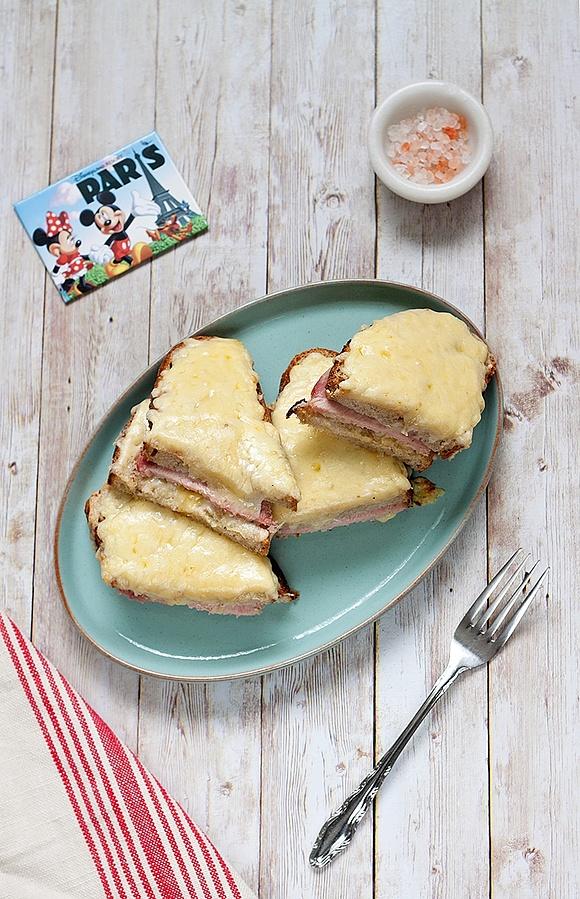 Croque monsieur - tost francuski