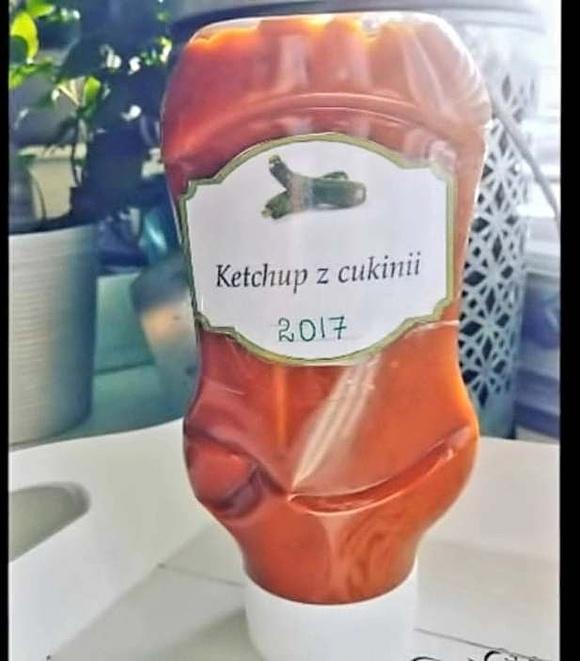 Domowy keczup z cukinii bez cukru - hit sezonu