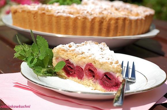 Tarta z wiśniami i budyniem