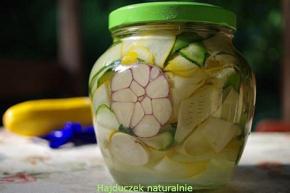 Cukinia jednodniowa kiszona - szybka sałatka do obiadu