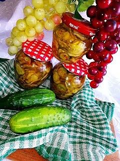 Sałatka z chili i lubczykiem