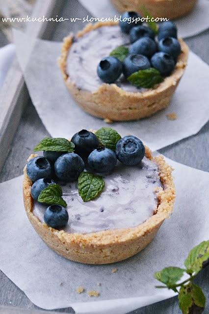 Mini tarty borówkowe bez pieczenia