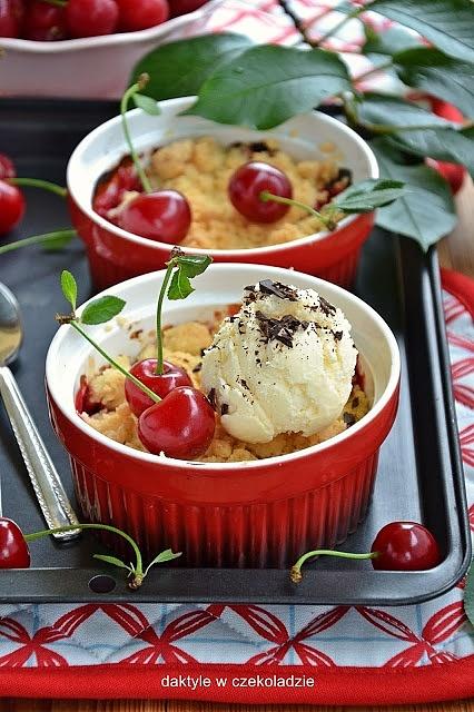 Crumble wiśniowe