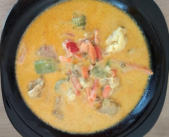 Zupa curry z kurczakiem