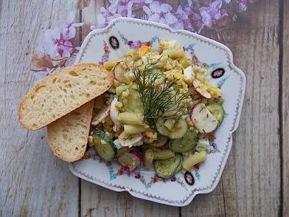Sałatka z kaszą bulgur i fasolką szparagową
