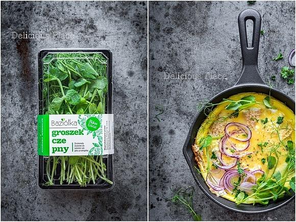 Omlet z wędzonym twarogiem i groszkiem