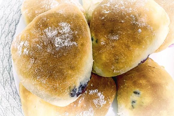 Domowe jagodzianki szybkie i pyszne na drożdżowym cieście