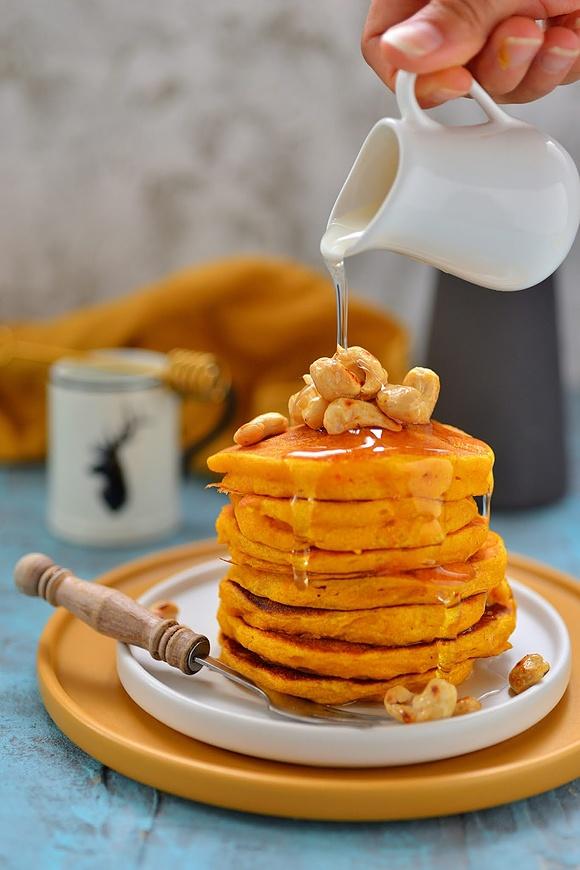 Puszyste pancakes z dynią