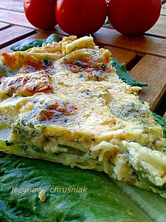 Quiche na cieście francuskim z cukinią