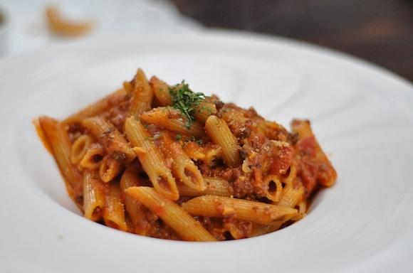 Penne alla vodka – makaron z wódką, pomidorami