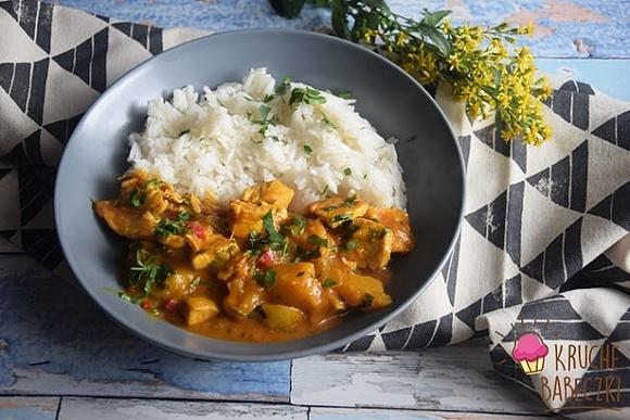 Curry z mango i kurczakiem