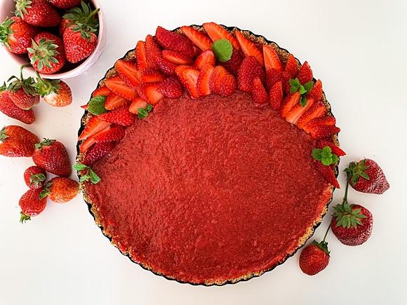 Vege tarta truskawkowa