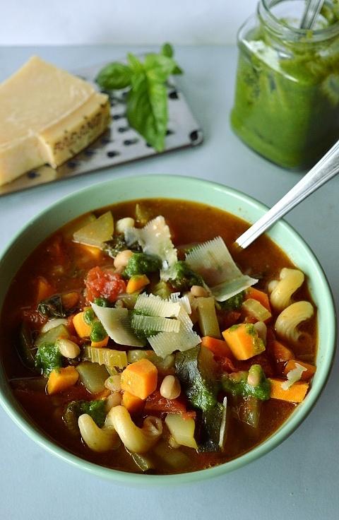 Włoska zupa minestrone