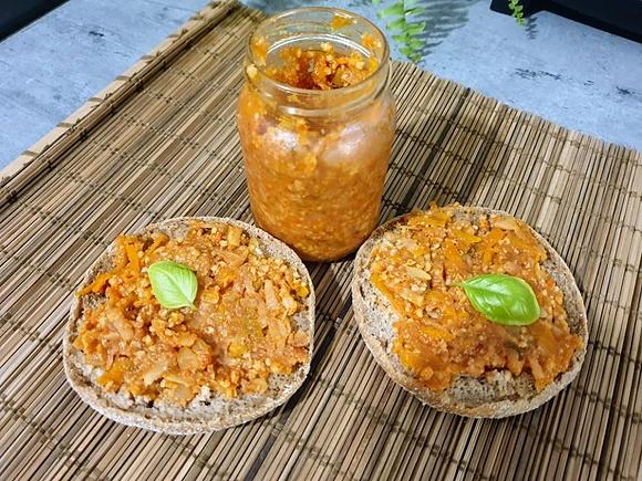 Pasta warzywna z kaszą jaglaną - przepis na zdrowy dodatek dla dzieci