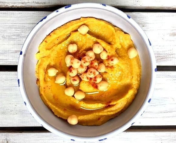 Hummus z pieczoną dynią