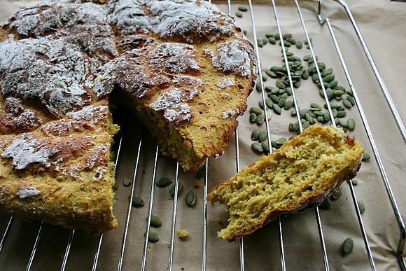 Drożdżowe ciasto dyniowe na ostro
