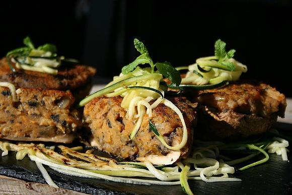 Portobello faszerowane ziemniakami w złocistym curry