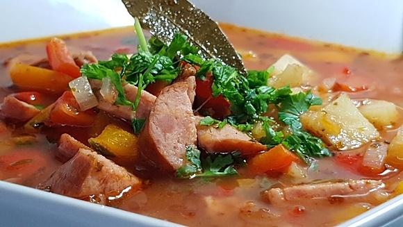 Zupa cygańska a’la leczo