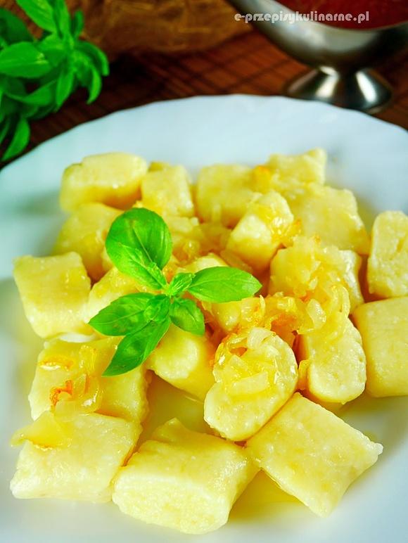 Kopytka ruskie z serem białym – delikatne i miękkie