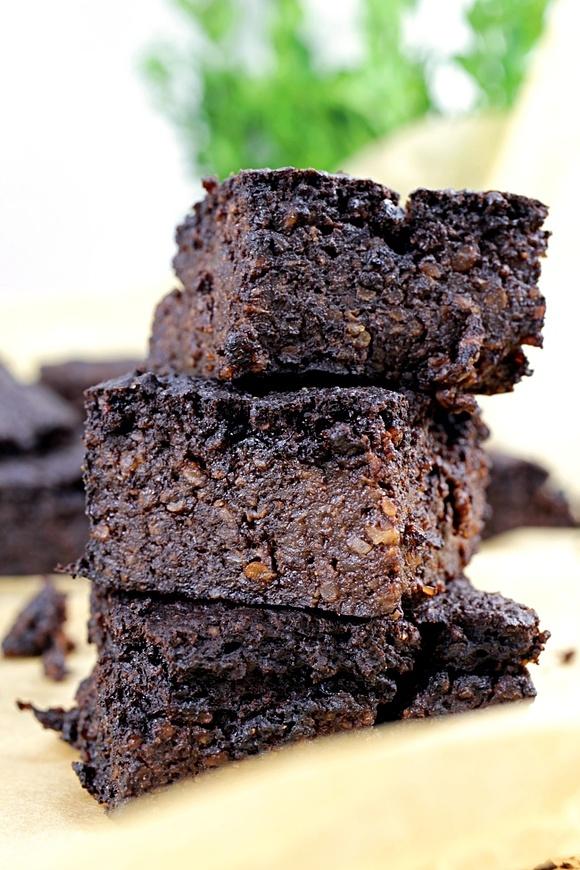 Brownie bezglutenowe – prosty i zdrowy przepis na ciasto