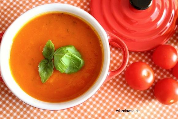 Zupa pomidorowa ze świeżych pomidorów