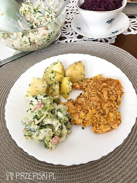Filet z kurczaka w płatkach kukurydzianych