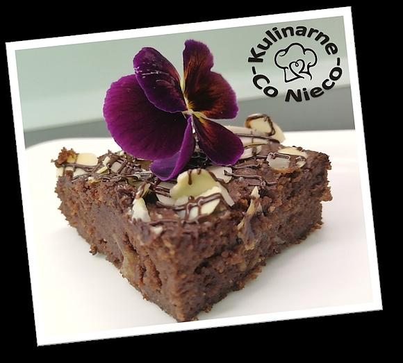 Migdałowe Brownie z Ciecierzycy