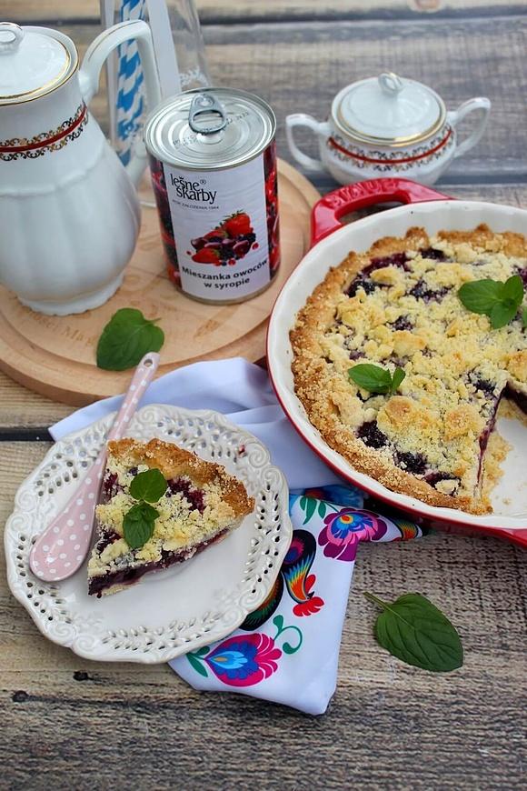 Tarta z owocami i kruszonką