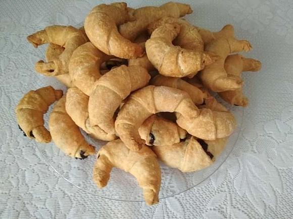 Kruche rogaliki z piwem